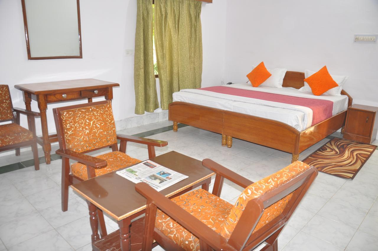 Hotel Eagle Nest Bharatpur Ngoại thất bức ảnh