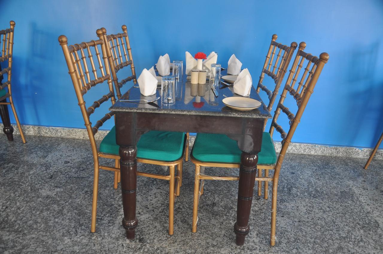 Hotel Eagle Nest Bharatpur Ngoại thất bức ảnh